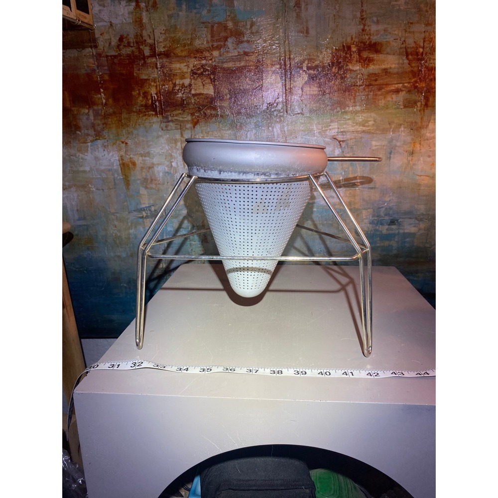 Vintage Aluminum Chinois Conical Strainer with Chrome Wire Tripod Stand Silver - Picture 2 of 4